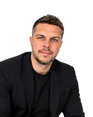 Vyacheslav Levchenko, Autor von wohnschutz.com